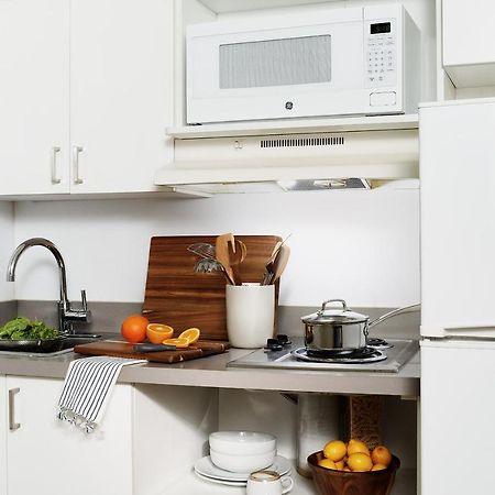 Intown Suites Extended Stay Raleigh Nc- Capital Blvd Eksteriør bilde